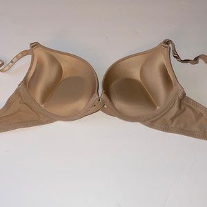 SUPER PUSH UP EXTREME PADDED PUSH UP ADD 2 CUP SIZE BOMBSHELL BRA.